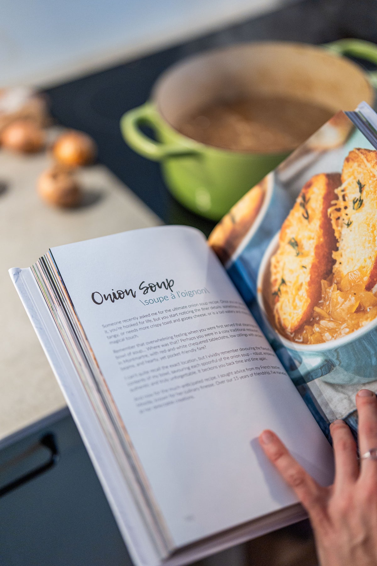 Signed print book: "Breakfast in London - Dinner in Paris"